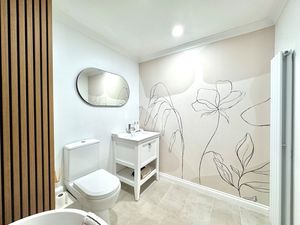 Photo 16- click for photo gallery